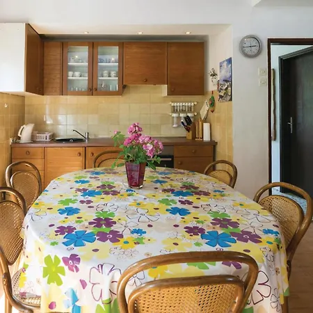 Stunning In With Kitchen Bibinje